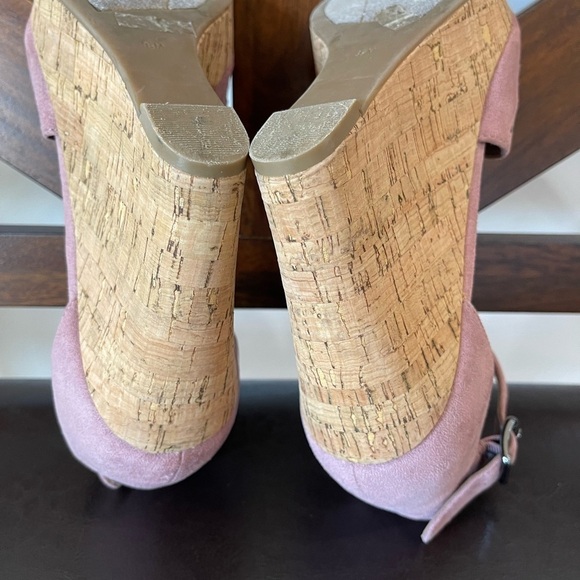 Marc Fisher size 9.5 wedges - Picture 7 of 16